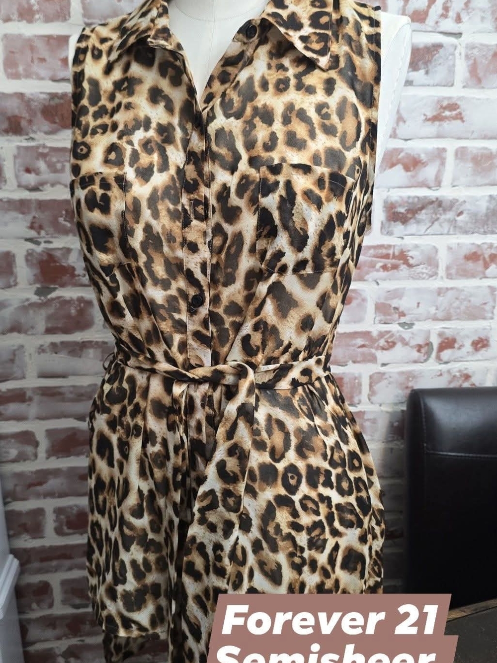 Forever 21 Leopard Print Sleeveless Shirt in Brown and Black Semisheer Sz Medium